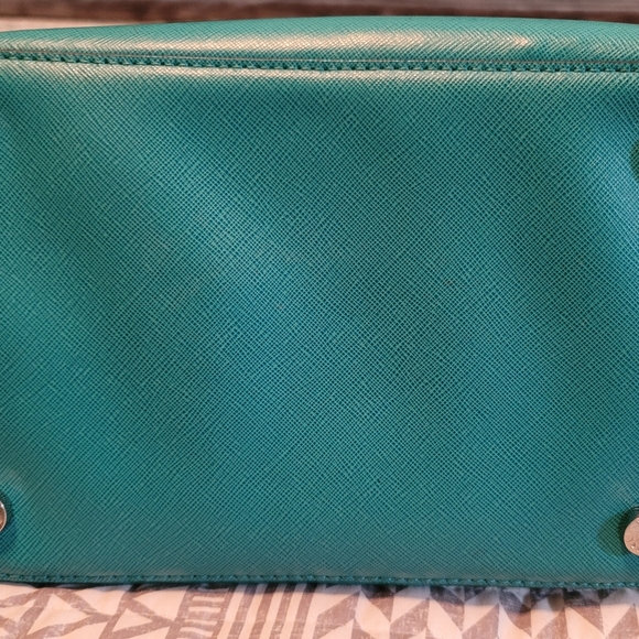 Stunning Michael Kors Large Turquoise Tote - RARE/HTF - Picture 5 of 15